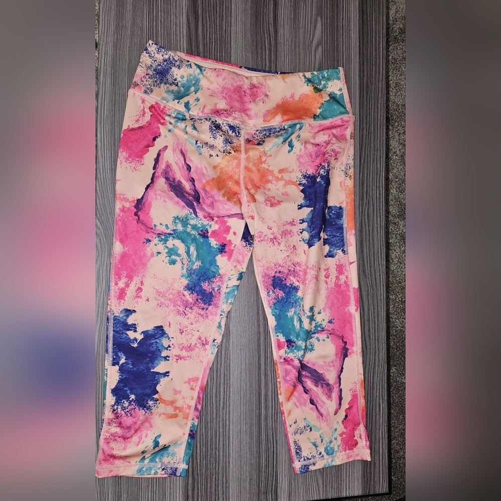 Pro Player Women's Medium Capri Athletic Tie Dye Leggings